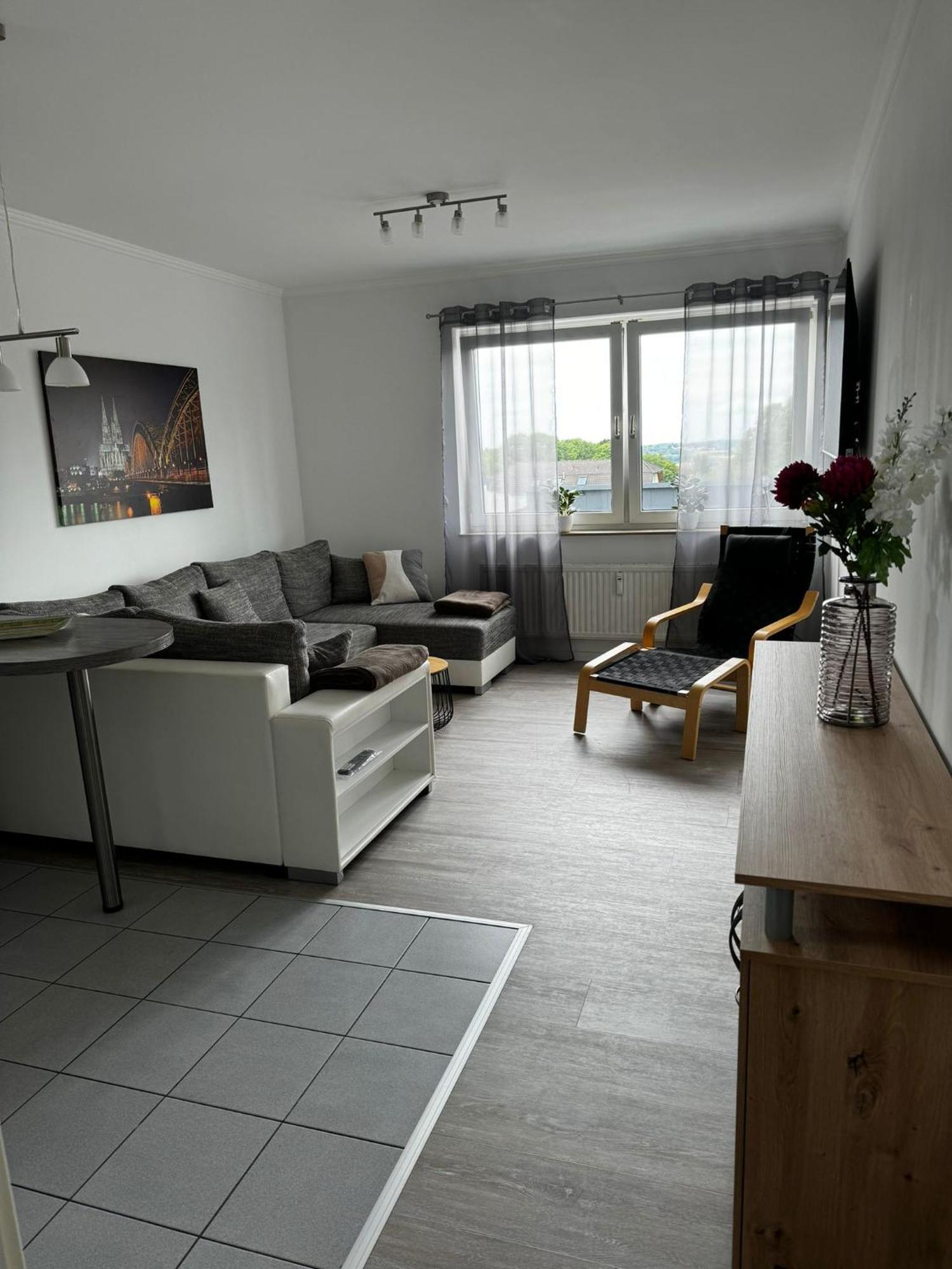Апартаменты Feriwolux 2 Im Bergischem Бергиш-Гладбах Экстерьер фото